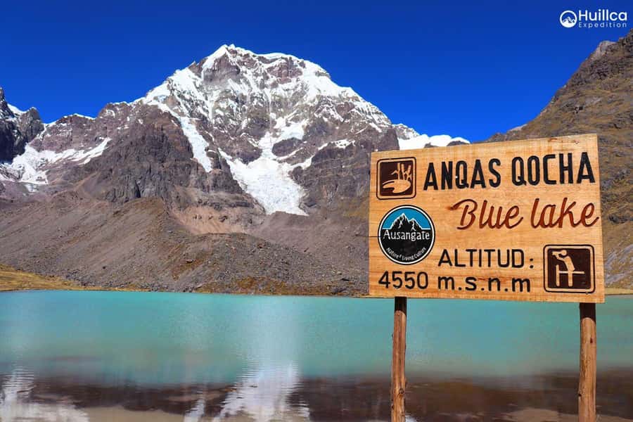 Cusco : full day 7 lagoons with lunch - Breakfast in Pacchanta Before the Hike