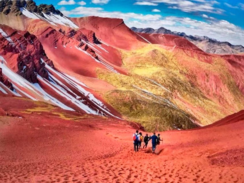 Cusco : Full day Palcoyo Mountain of colors - Who should book this Palcoyo outing