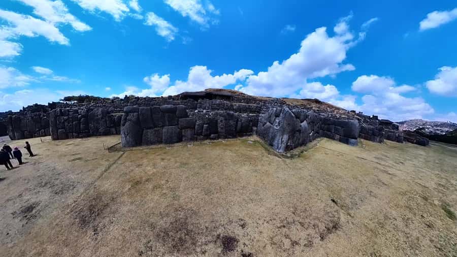 Cusco : Half-Day Explore Inca Ruins qoricancha sacsayhuaman - The 20-minute ride to Sacsayhuaman