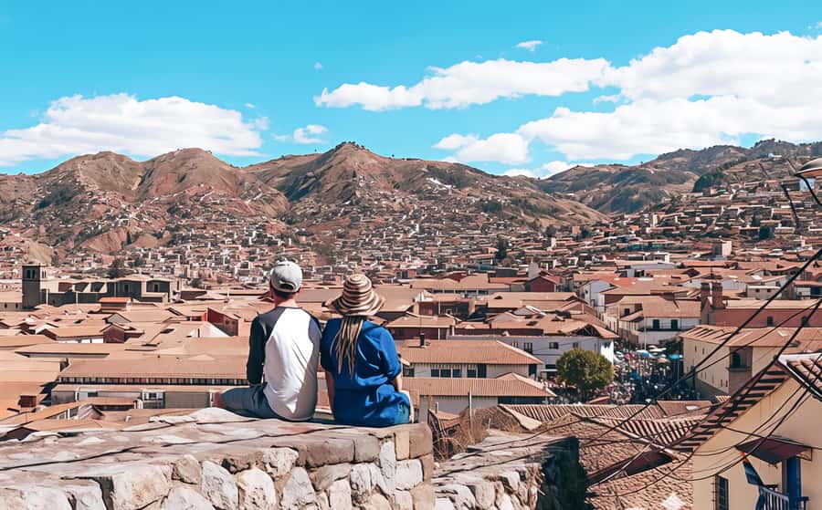Cusco: Historic Walking Tour with Pisco Sour and Music Show - Meeting beside the Inca Fountain