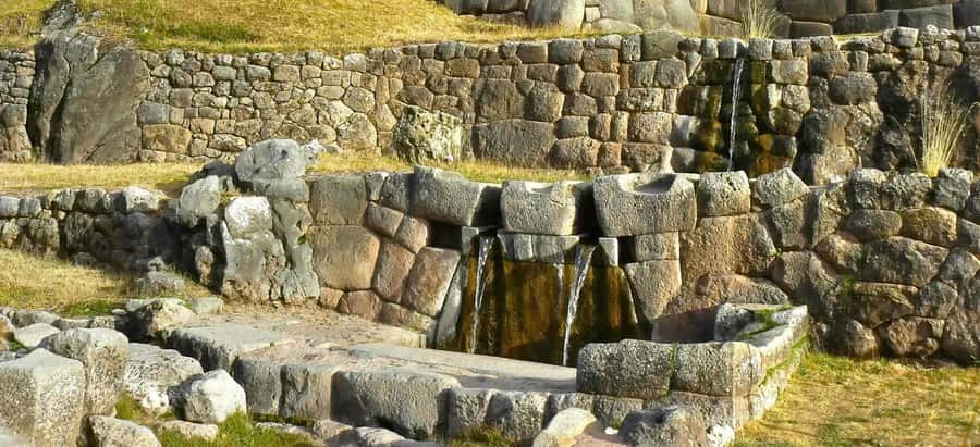 Cusco: Historical Guided City Tour with 4 Inca Ruins - Puka Pukara, the Red Fortress Above Cusco