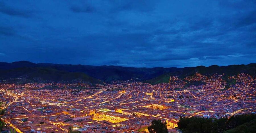Cusco: Legends and History Night Tour with Pisco Sour - Who should book this evening in Cusco?