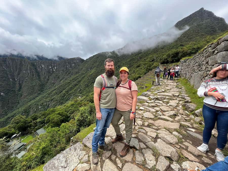 Cusco: Machu Picchu Day Trip with Train + Entrance ticket - Entering Machu Picchu With a Two-Hour Guide