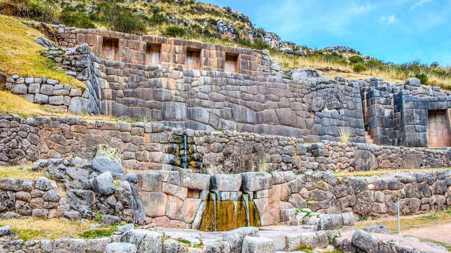 Cusco: Pisac, Sacsayhuaman, Q'enqo, and Tambomachay Tour - Puka-Pukara from the panoramic viewpoint