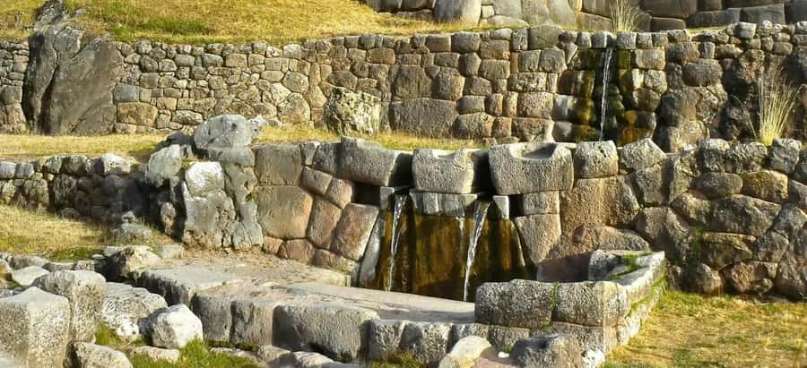Cusco: Private City Tour and Saksaywaman Visit with Transfer - Private Van, Snacks, and the Value of the Price