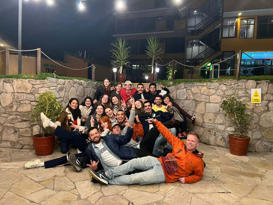 Cusco: Pub Crawl with Skip-the-Line Access and Drinks - Starting above San Blas