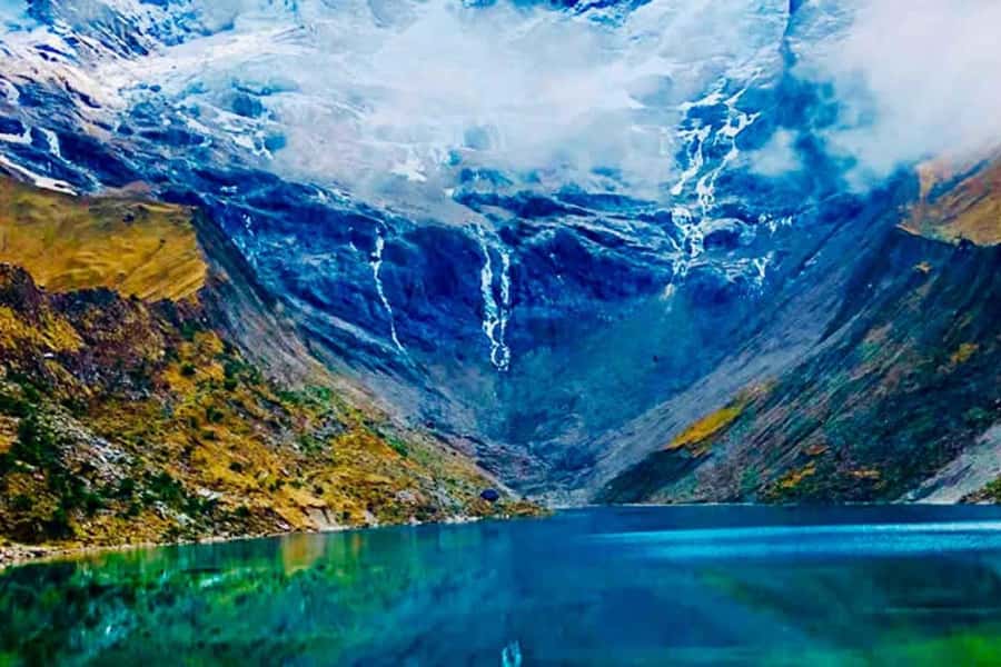 Cusco: Rainbow Mountain and Humantay Lake 2-Day Tour + Meals - Two famous Cusco hikes, one demanding package