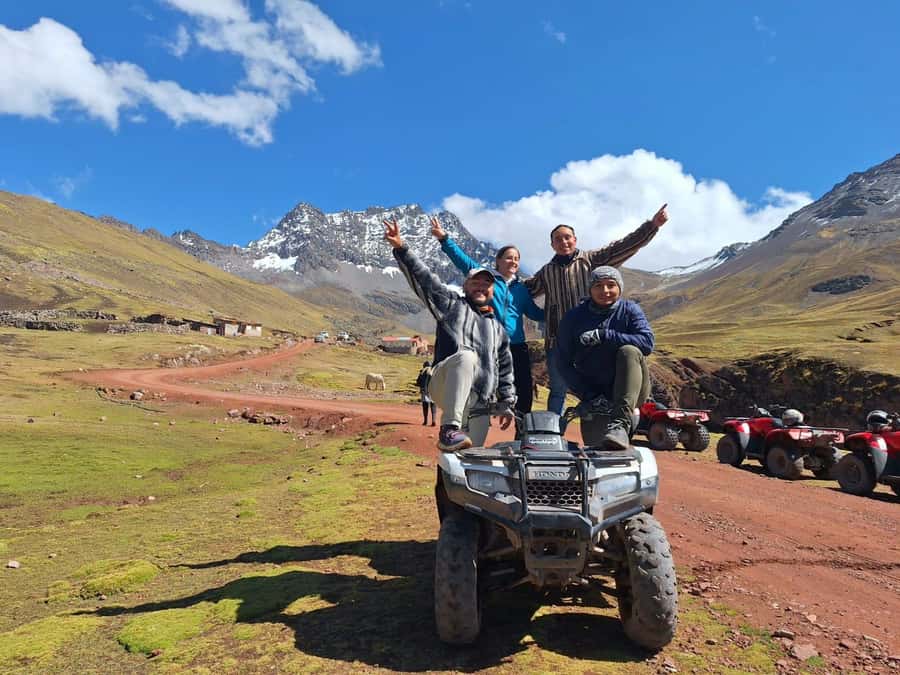 Cusco: Rainbow Mountain In Quad Bikes /walk 5 minutes/+meals - Returning by ATV and eating in Cusipata