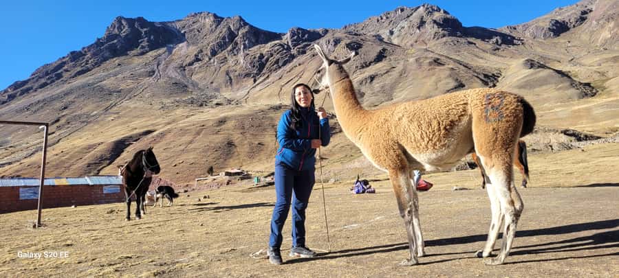 Cusco: Rainbow Mountain & Red Valley Tour with Picnic meals - The extra 30 minutes to Red Valley