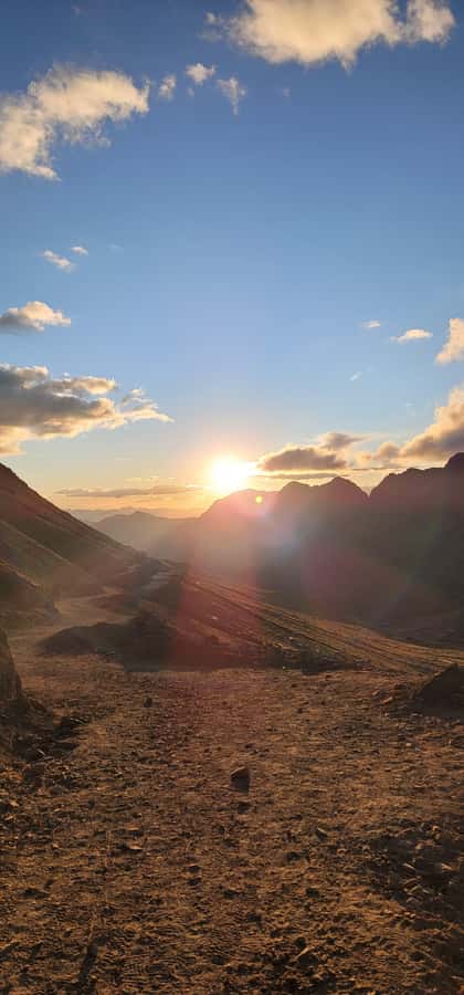 Cusco: Rainbow Mountain Tour at Sunset Without the Crowds - Food, water, and the Pachamama ceremony