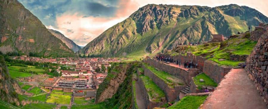 Cusco: Sacred Valley and Salt Mines Ending in Ollantaytambo - What to bring for the high-altitude day