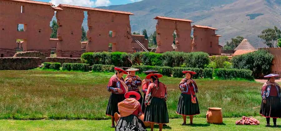Cusco: Scenic Route of the Sun to Puno with Buffet Lunch - Who should choose this trip?