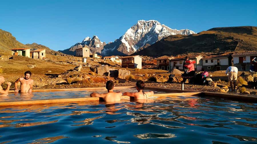 Cusco: Seven Lagoons of Ausangate Hiking Day Trip with Lunch - The 4:00 AM Start From Cusco