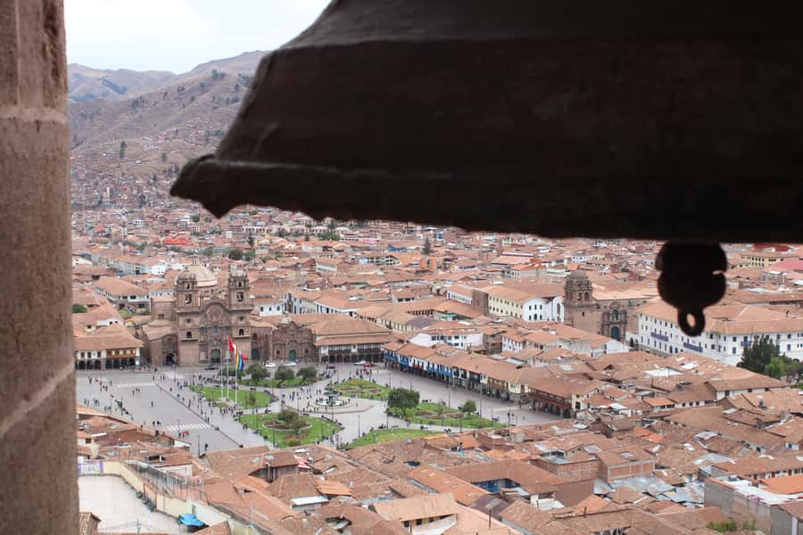 Cusco: Sightseeing Tour of the City on an Open-Top Bus - Sacsayhuamán from the bus and roadside