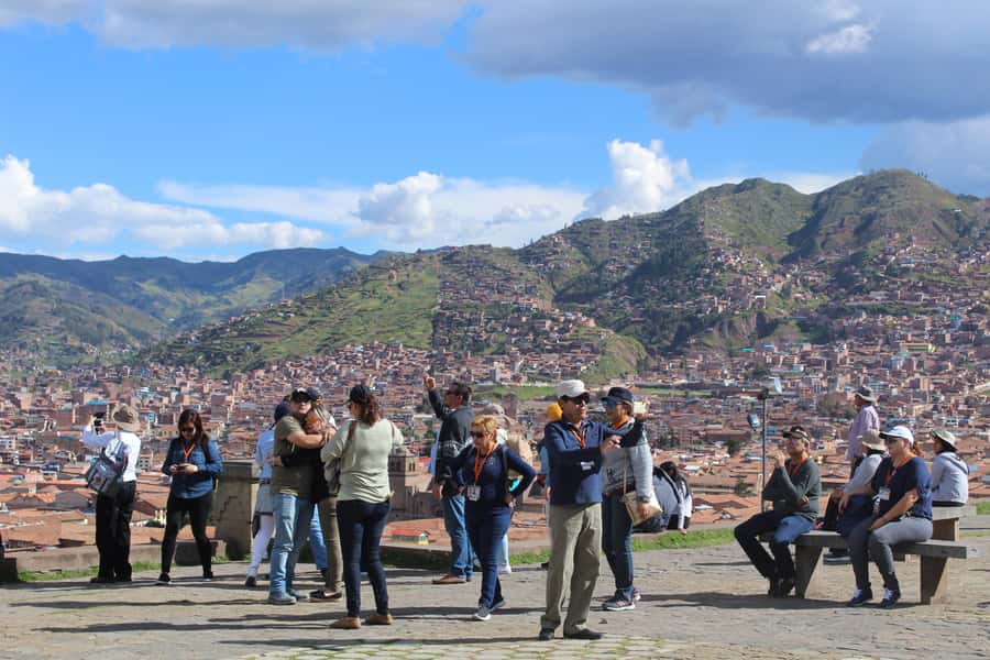 Cusco: Sightseeing Tour of the City on an Open-Top Bus - The Pachamama ceremony and the alpaca stop
