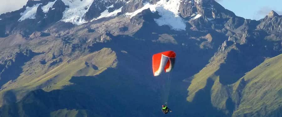 Cusco: Tandem Paragliding in The Sacred Valley of The Incas - At Cerro Sacro, safety comes before the scenery