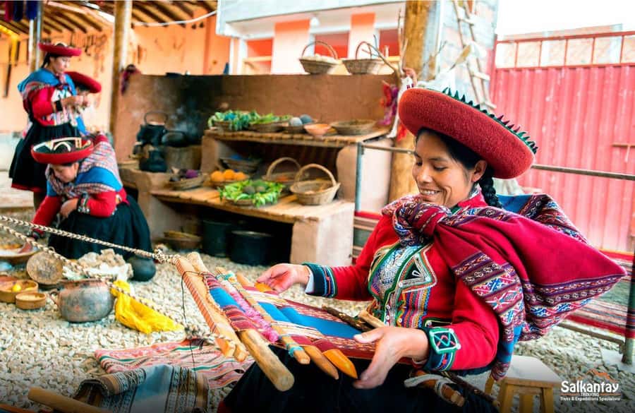 Cusco | Visit Maras, Moray, Chinchero, Pisac | Valle Vip - Commercial stops are the main drawback