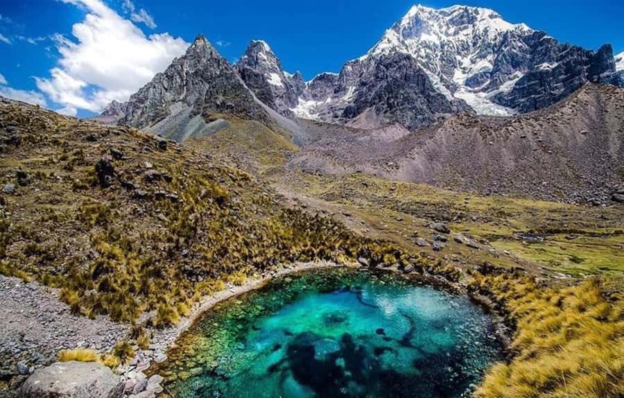 Excursion: Rainbow Mountain and Ausangate 7 Lagoons 2 days - Day one: Cusco to the colored slopes of Vinicunca