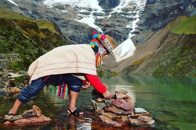 Excursion to Humantay Lake from Cusco - The road to Soraypampa and the start of the hike