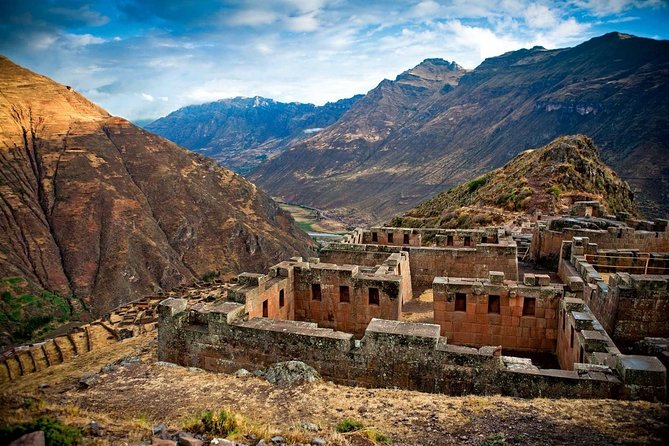Excursion to Sacred Valley of the Incas tour - Private service. - The guide is the heart of the experience