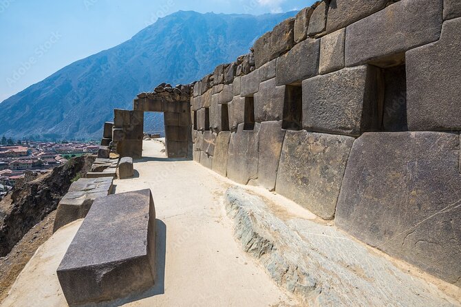 Excursion to the Sacred Valley and Machu Picchu by Panoramic Train - Guides, group size, and the human side