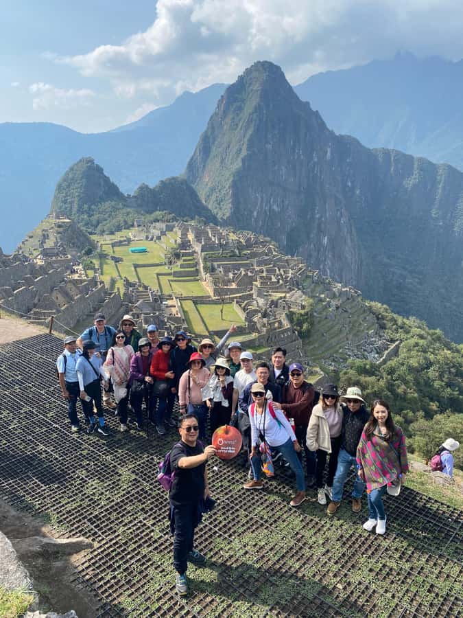 From Aguas Calientes: Machu Picchu guided tour with tickets - The 25-minute bus ride up