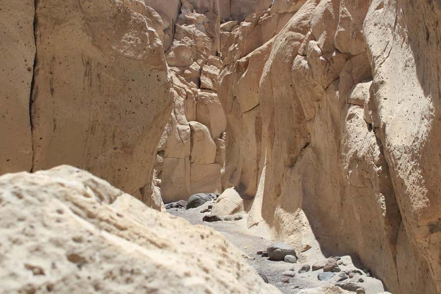 From Arequipa: Sillar Route and Hike in Culebrillas - What to bring and what to leave behind