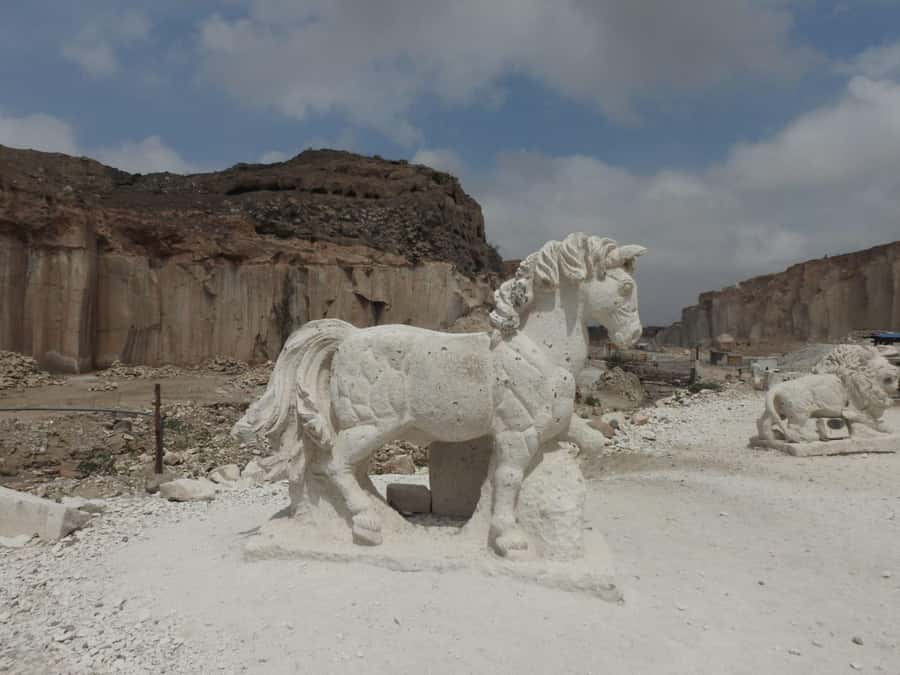 From Arequipa: Sillar Route Trek - The short walk through Quebrada de Culebrillas