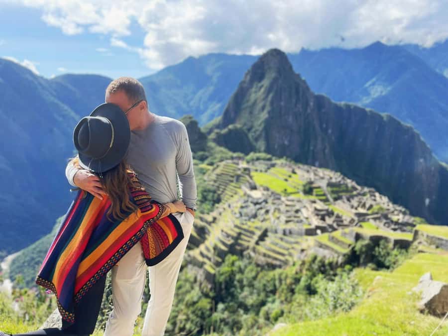From Cusco: 1-day Machu Picchu Tour by Train - Leaving Cusco at 4:00 AM