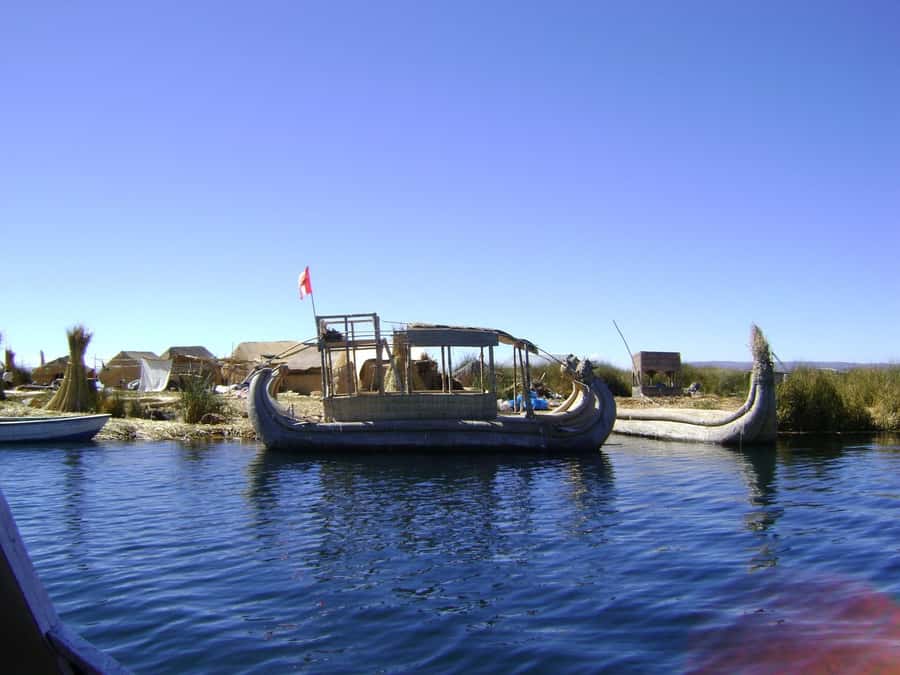 From Cusco: 2-Day Lake Titicaca Tour - Day 2: Uros and life on floating islands