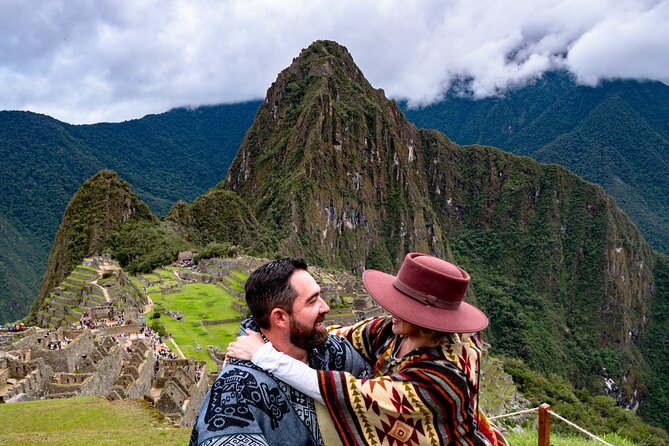 From Cusco - 2-Day Tour to the Sacred Valley and Machu Picchu with Lunch - Machu Picchu is the payoff, but the morning starts early