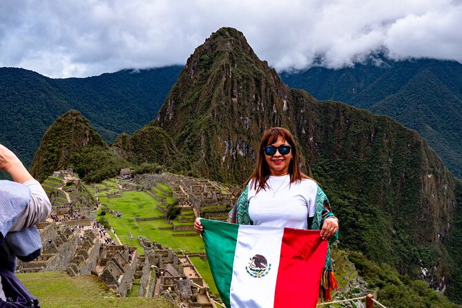 From Cusco - 2-Day Tour to the Sacred Valley and Machu Picchu with Lunch - Lunch and the long ride back to Cusco