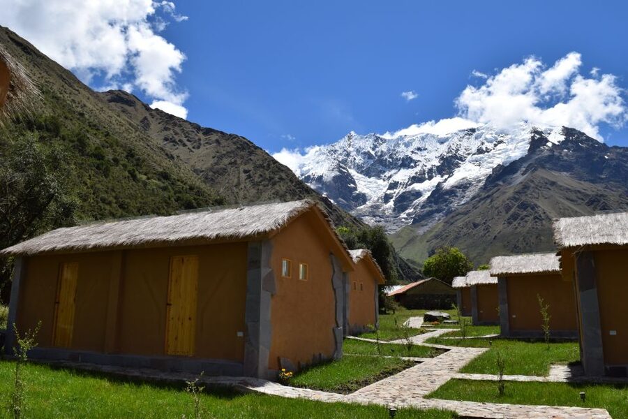 From Cusco: 5-Night Trip with Salkantay Trek & Machu Picchu - Day two: from Wayracmachay to the Hobbit house