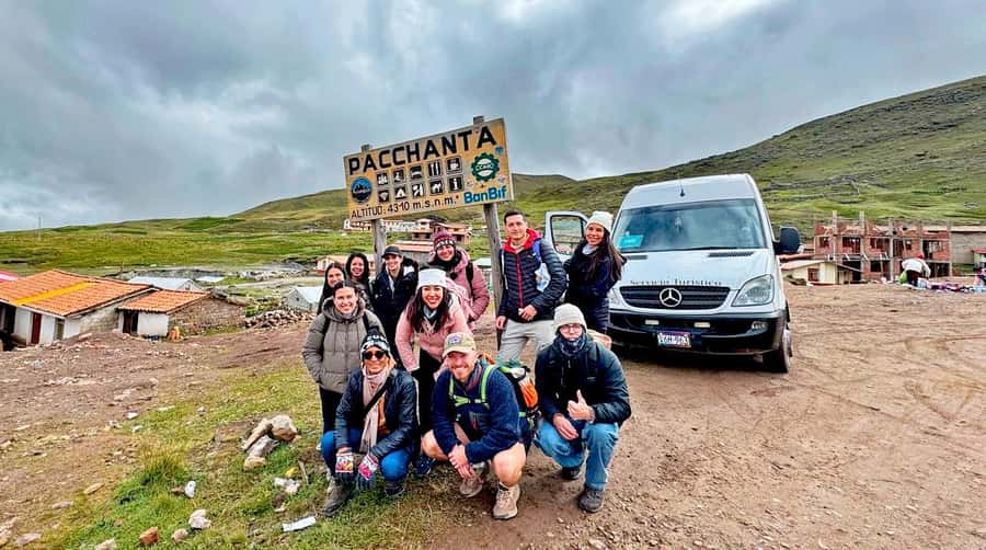 From Cusco: 7 Lakes Ausangate Trek with Breakfast and Lunch - The 4 am departure from Cusco