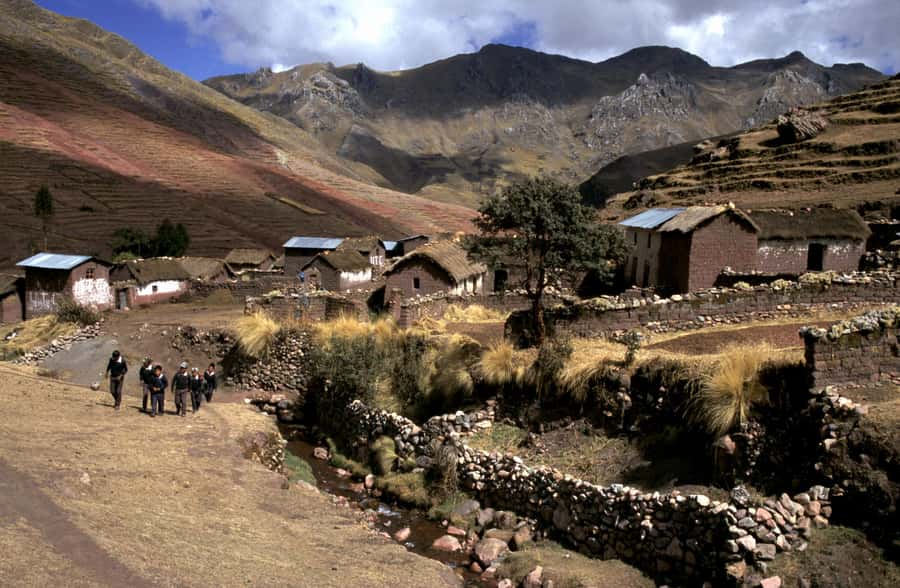 From Cusco: Full day Palcoyo Rainbow Mountain Tour - Three peaks, Ausangate, and the two-hour circuit