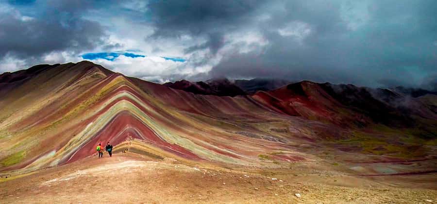 From Cusco: Guided Trip to Rainbow Mountain (6:30am option) - The climb from Chillihuani trail parking