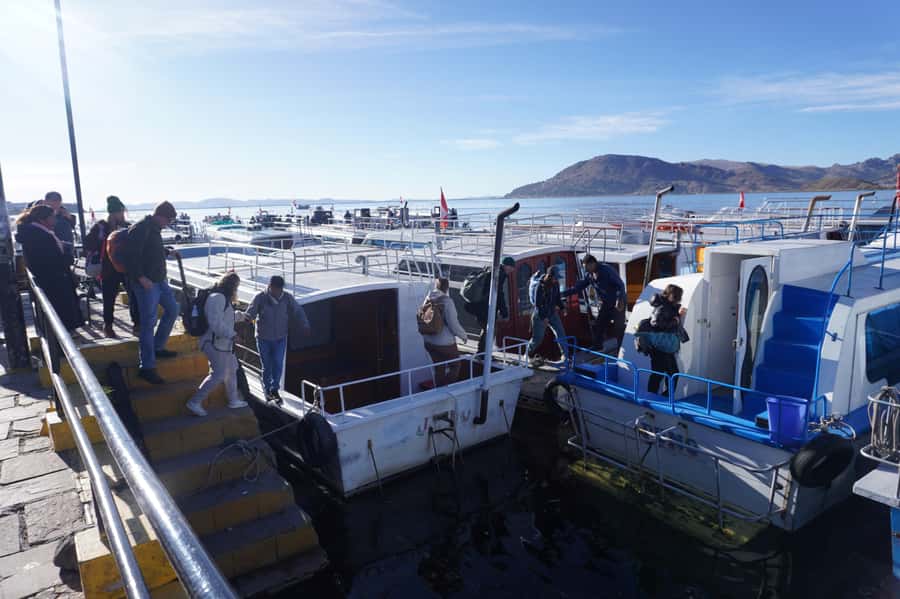 From Cusco: Lake Titicaca, Uros and Amantani by sleeper bus - Who will enjoy this trip most?