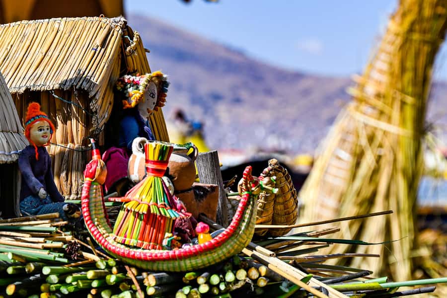 From Cusco: Lake Titicaca, Uros and Amantani by sleeper bus - The morning handoff in Puno