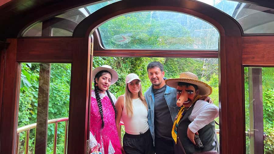 From Cusco: Machu Picchu Tour with Hiking Ticket - What the $339 price covers