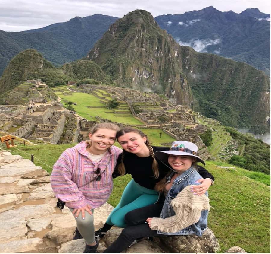 from cusco machupicchu 2 days - Entering Machu Picchu with the guide