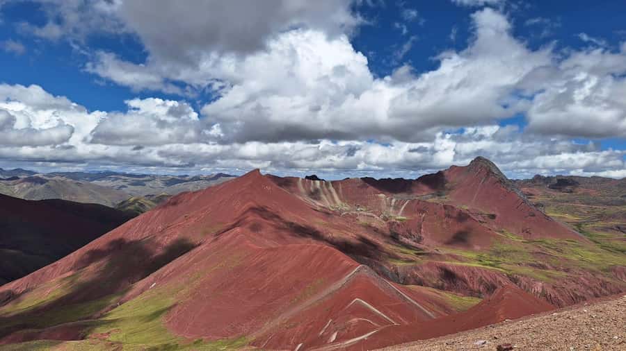 From Cusco: Mountain of colors and red valley on ATVs - What you see at Rainbow Mountain