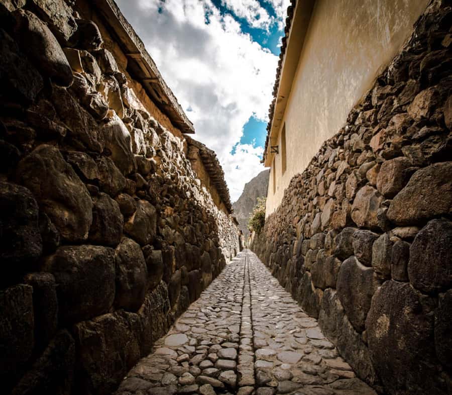 From Cusco: Ollantaytambo Fortress Half-Day Private Tour - Climbing the 150 steps of the fortress