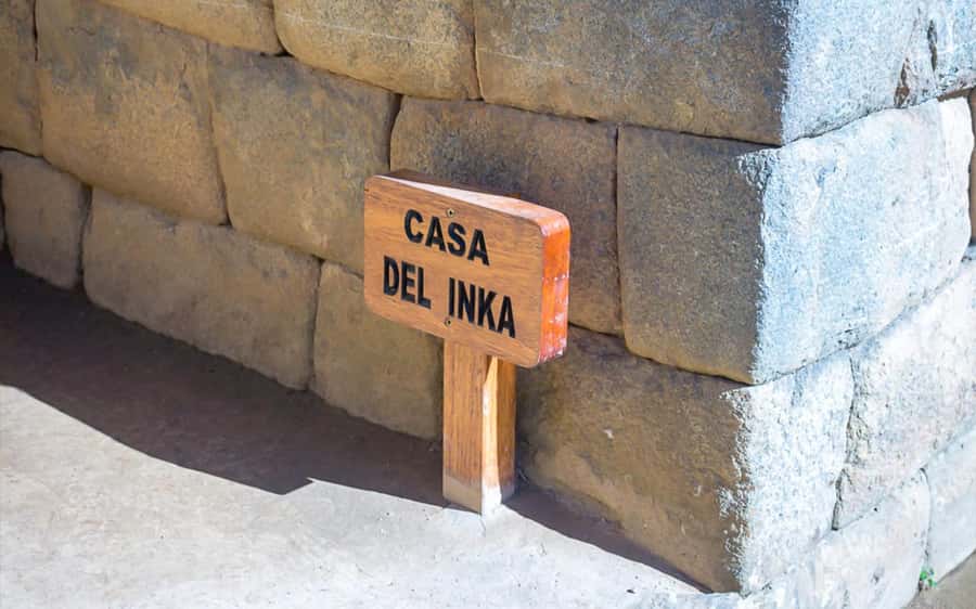From Cusco: One-Day Round Trip to Machu Picchu by Train - The bus up to the citadel