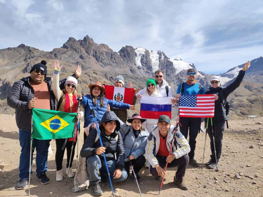From Cusco: Q'eswachaka Bridge & 4 Lagoons Full-Day Tour - Breakfast in Combapata and the road to Yanaoca