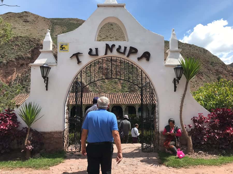 From Cusco: Sacred Valley Group Tour with Buffet Lunch - Ollantaytambo, where the route turns monumental