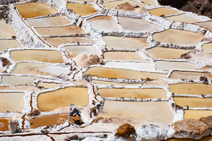 From Cusco: Sacred Valley & Maras Salt Mines Tour with Lunch - Chinchero: textiles and an old church