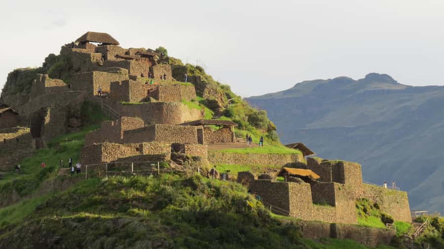 From Cusco: Sacred Valley of the Incas Full-Day Tour - Chinchero and the final market stop