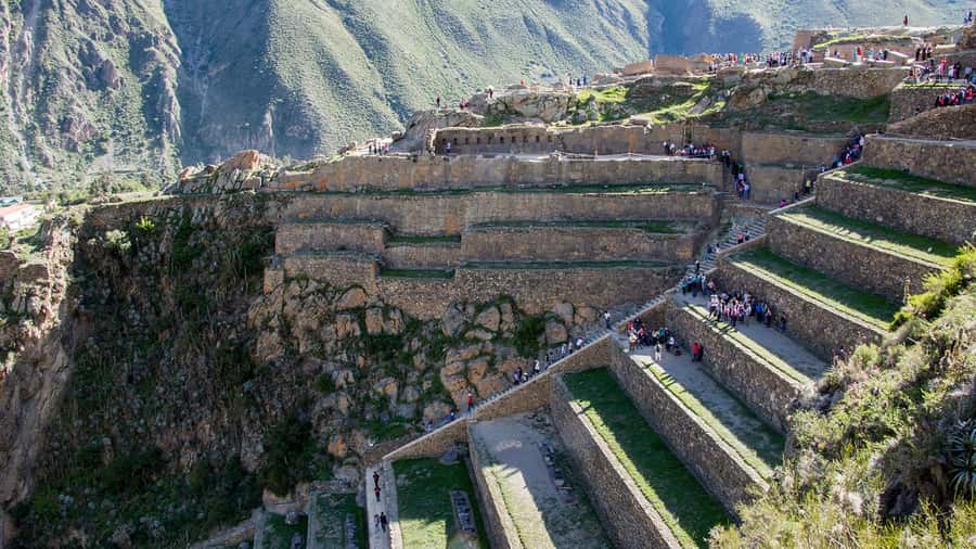 From Cusco: Sacred Valley of the Incas Full-Day Tour - Guide quality and group size