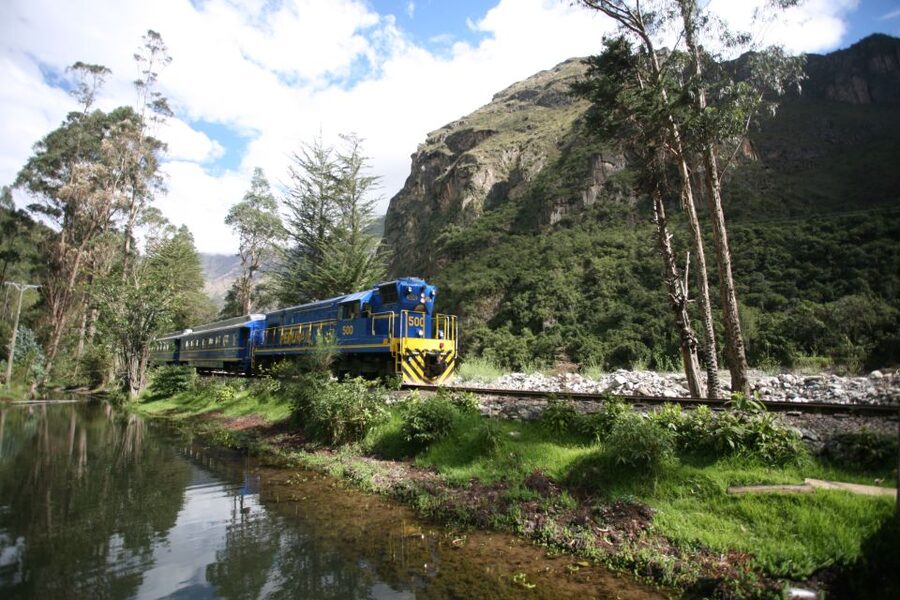 From Cusco: Train Ride and Guided Tour of Machu Picchu - A private visit inside Machu Picchu