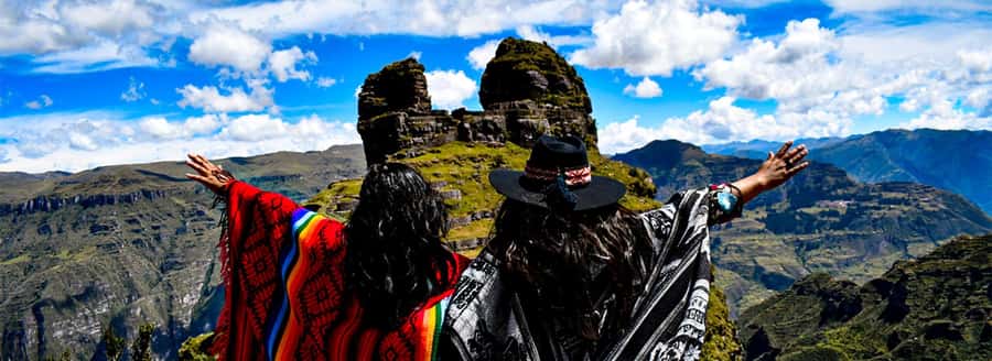 From Cusco: Waqrapukara Hike Full-Day Tour With Meals - The approach to Waqrapukara